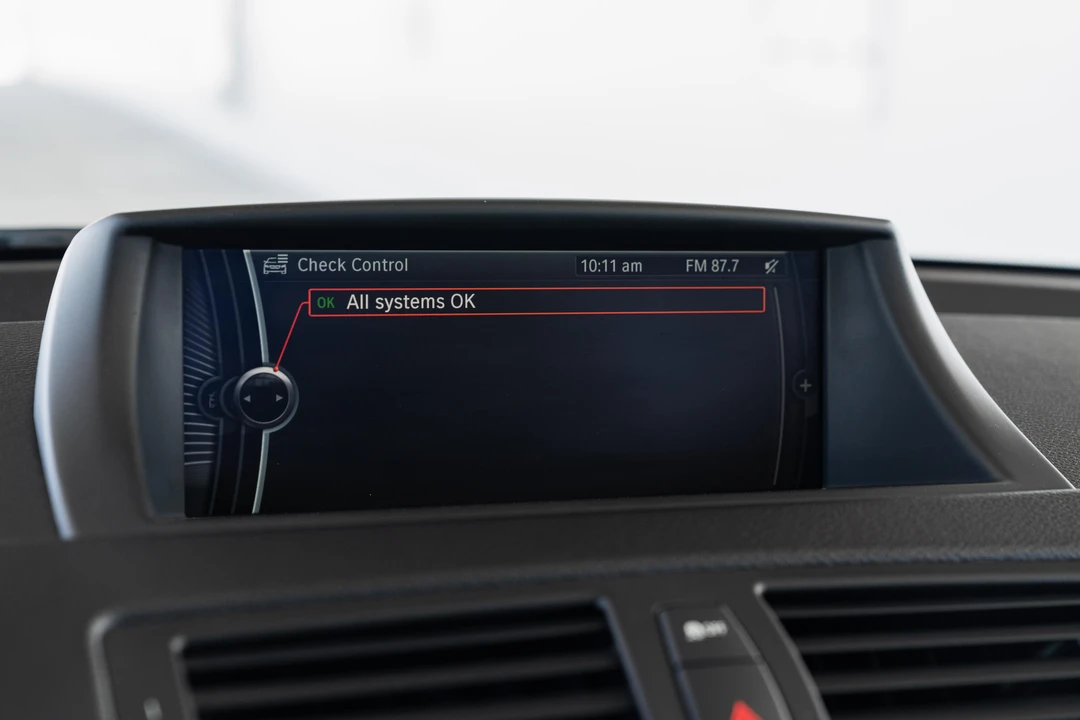 2011 BMW 1M - Image 31 of 31