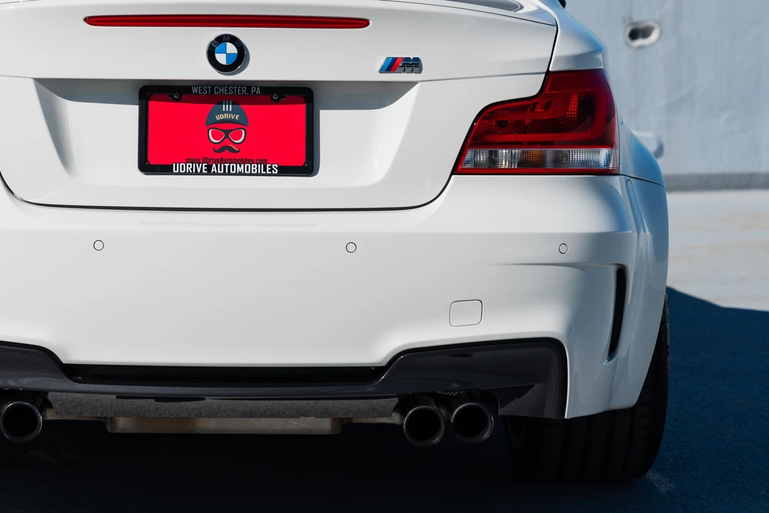 2011 BMW 1M - Image 14 of 31