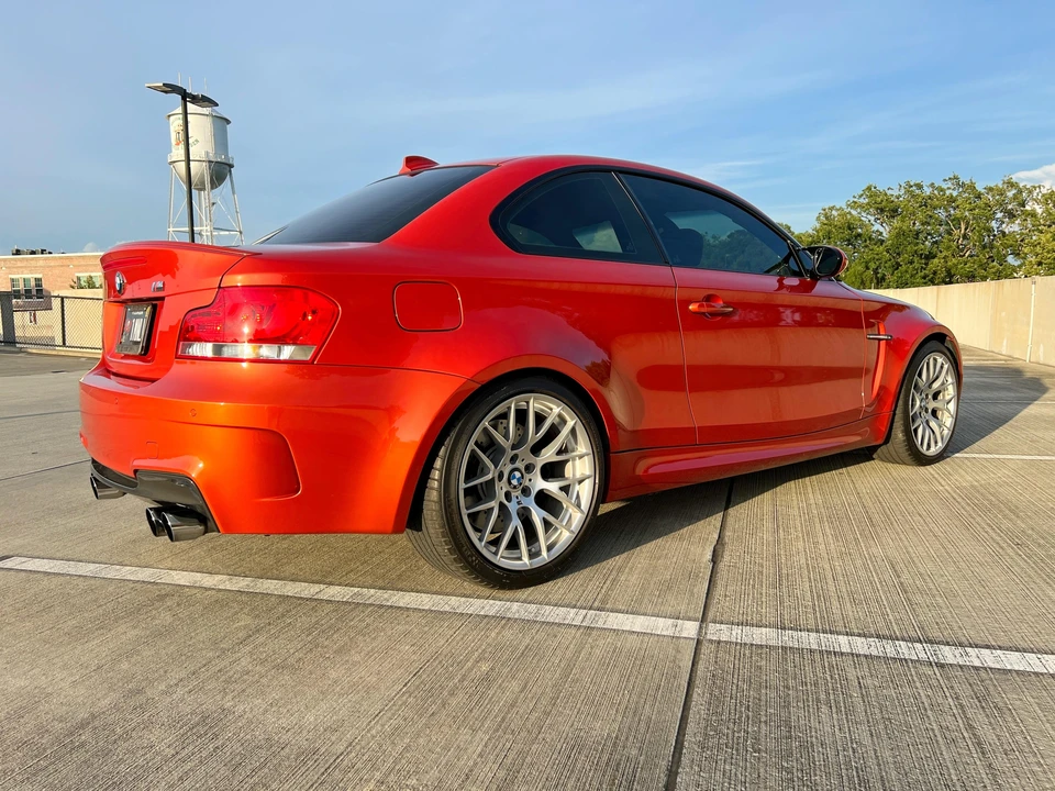 2011 BMW 1M - Image 11 of 31