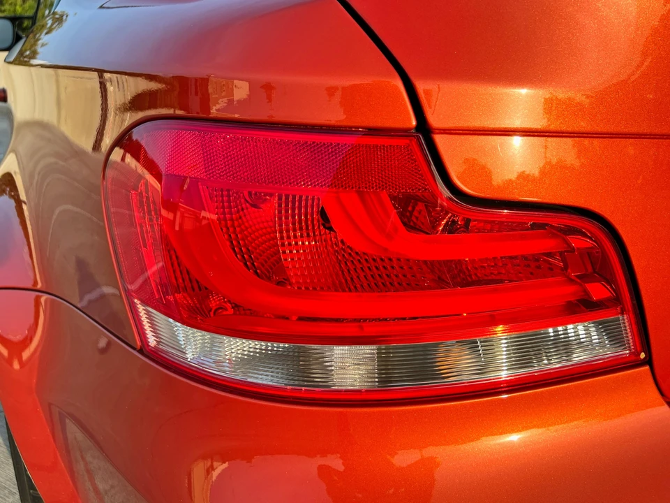 2011 BMW 1M - Image 20 of 31