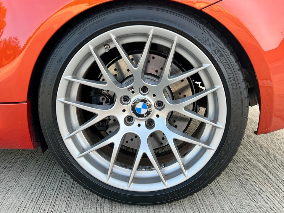 2011 BMW 1M - Image 24 of 31