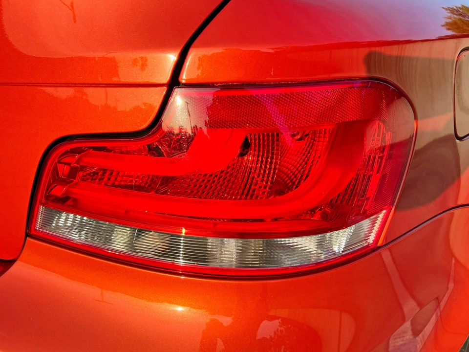 2011 BMW 1M - Image 21 of 31