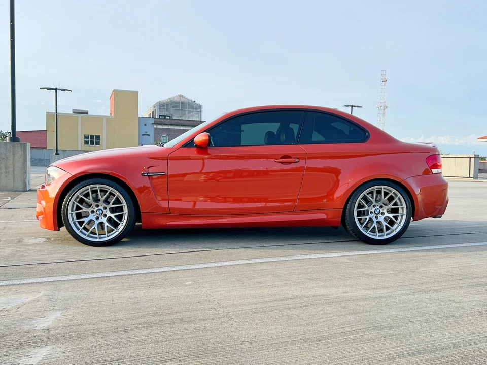 2011 BMW 1M - Image 7 of 31