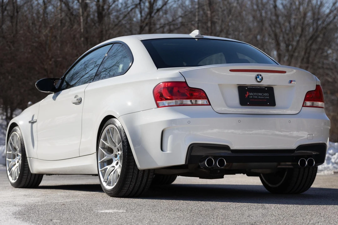 2011 BMW 1M - Image 4 of 31