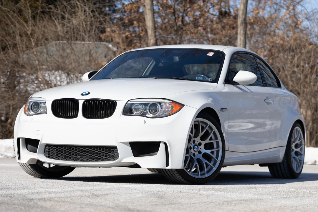 2011 BMW 1M - Image 7 of 31