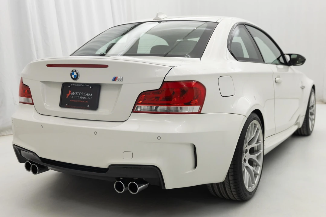 2011 BMW 1M - Image 24 of 31