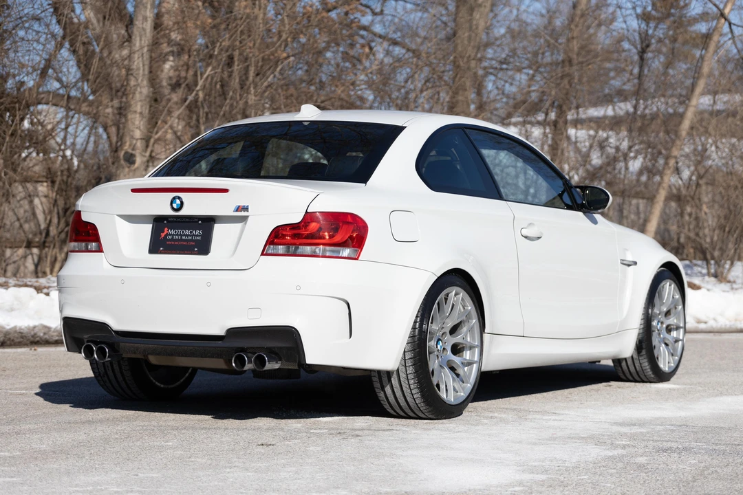2011 BMW 1M - Image 13 of 31