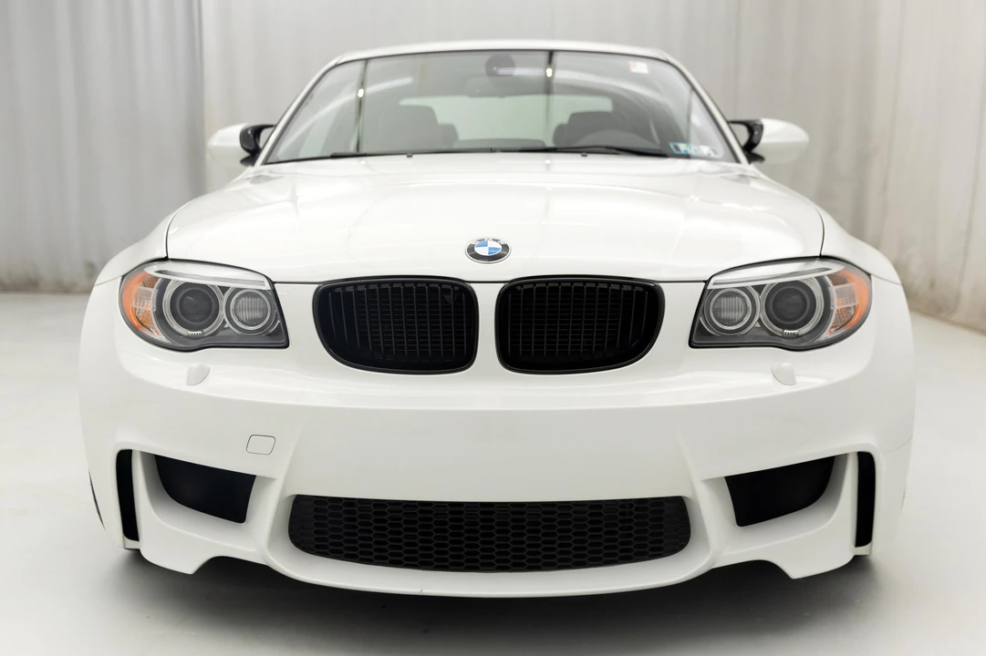 2011 BMW 1M - Image 17 of 31