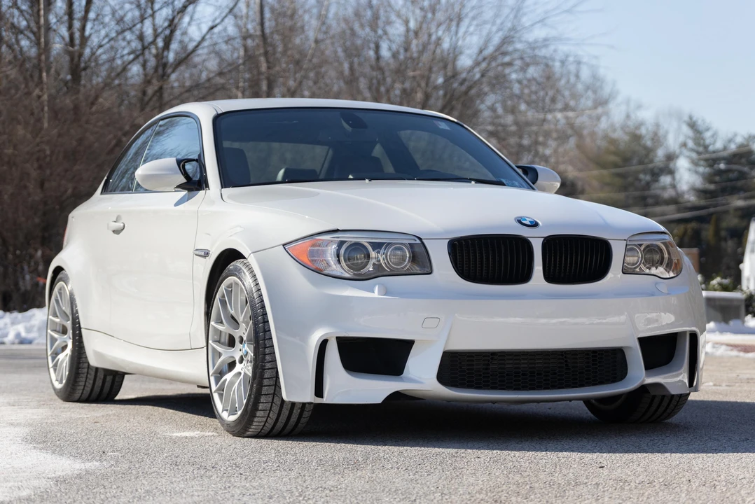 2011 BMW 1M - Image 16 of 31