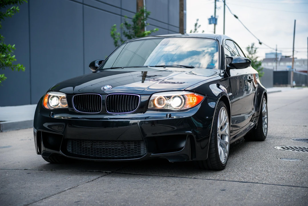 2011 BMW 1M - Image 9 of 31