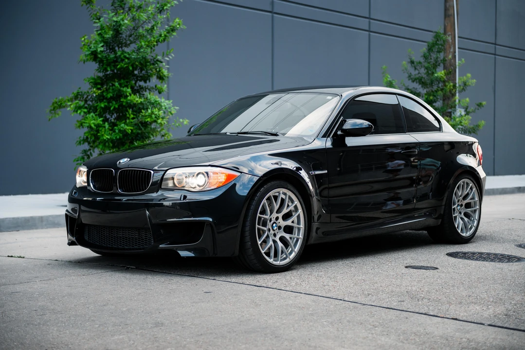 2011 BMW 1M - Image 14 of 31