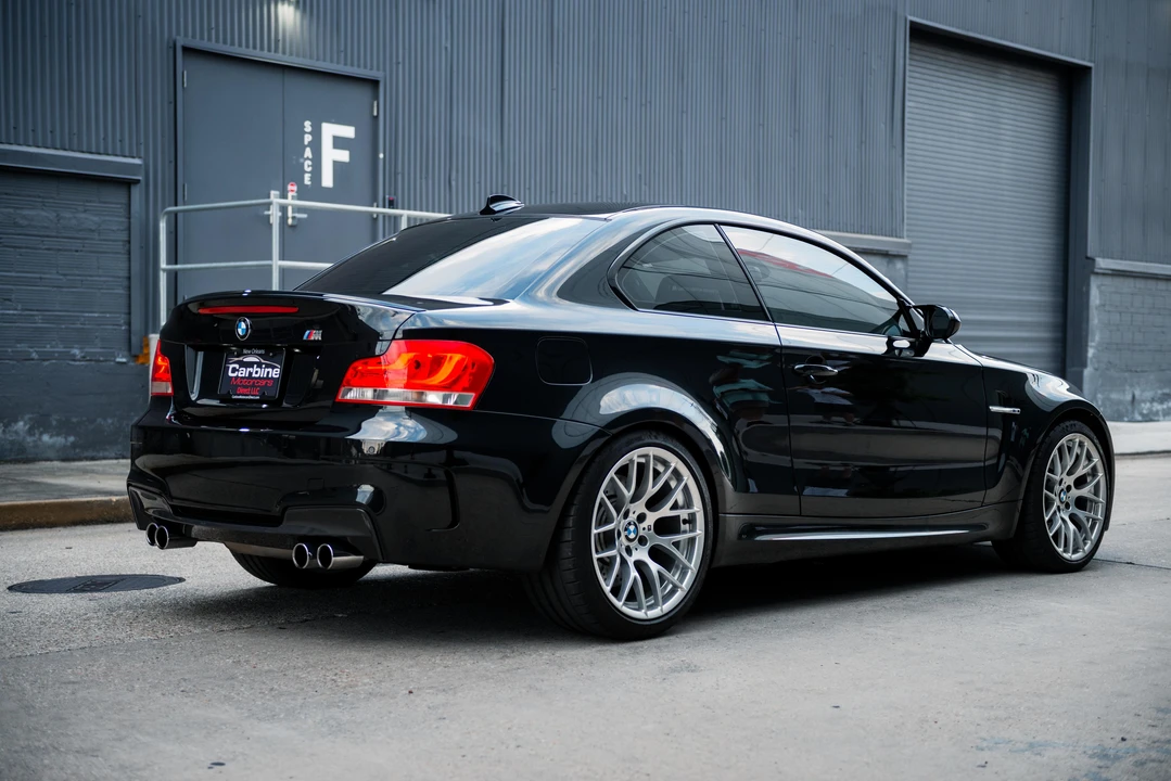 2011 BMW 1M - Image 26 of 31