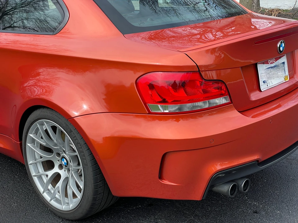 2011 BMW 1M - Image 16 of 30