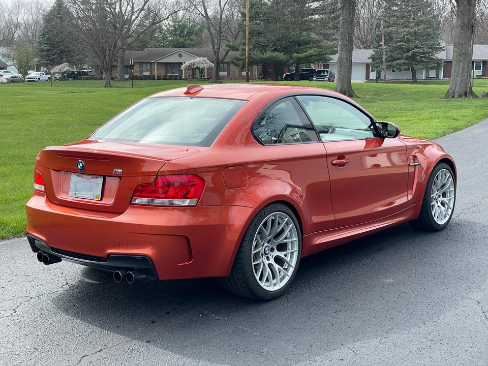 2011 BMW 1M - Image 7 of 30