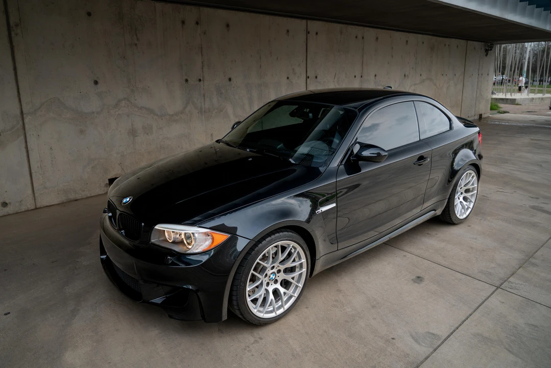 2011 BMW 1M - Image 9 of 18