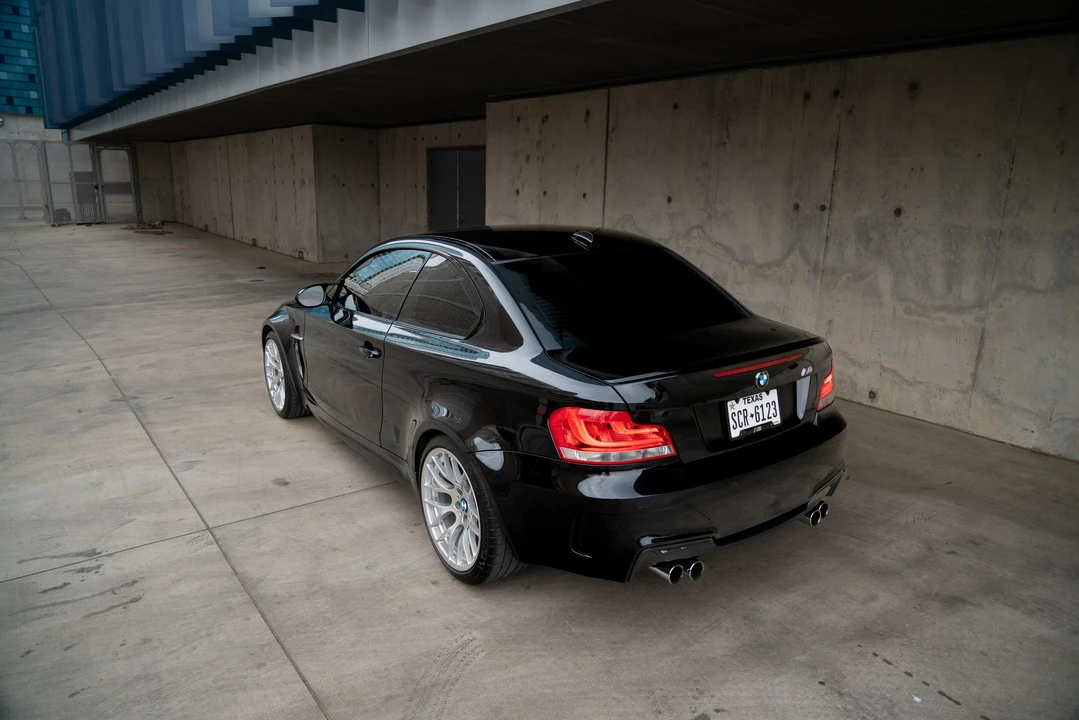 2011 BMW 1M - Image 12 of 18