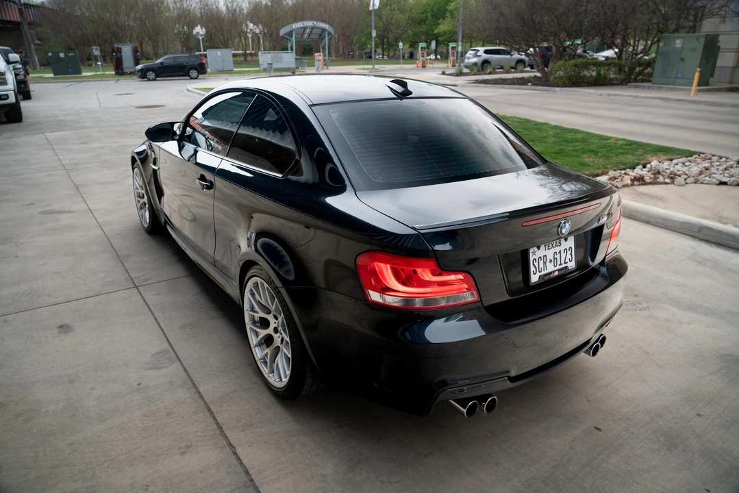 2011 BMW 1M - Image 13 of 18