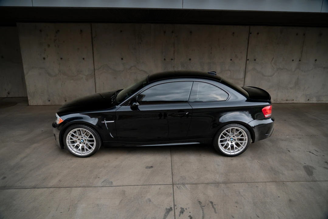 2011 BMW 1M - Image 10 of 18