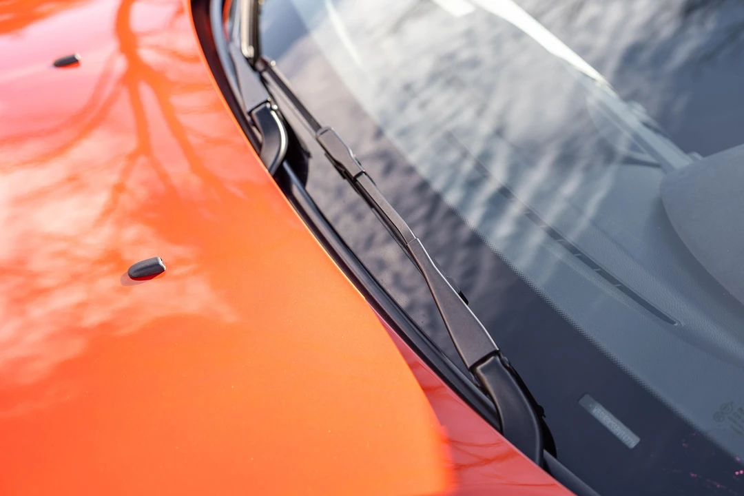 2011 BMW 1M - Image 15 of 31