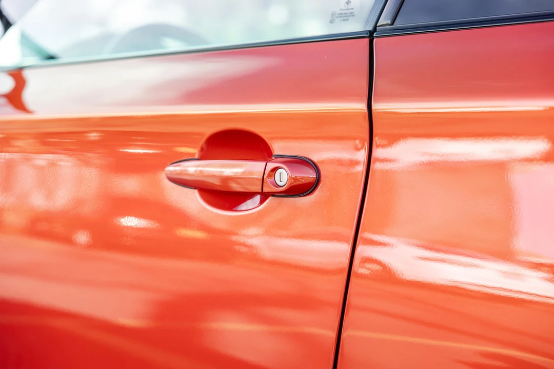 2011 BMW 1M - Image 19 of 31