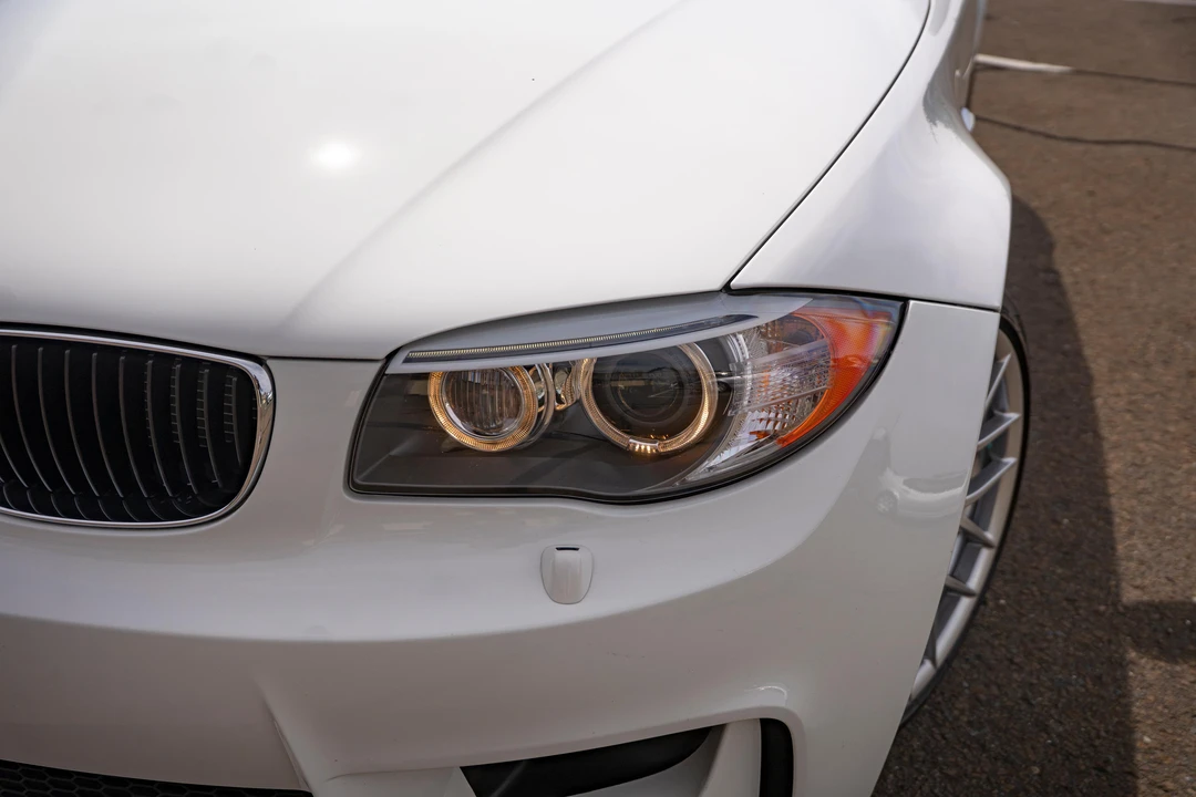 2011 BMW 1M - Image 21 of 31