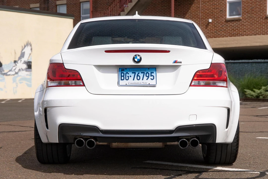 2011 BMW 1M - Image 5 of 31