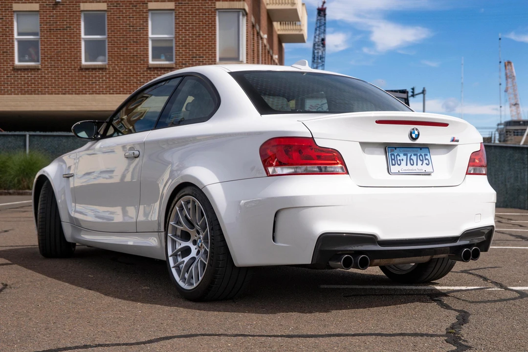 2011 BMW 1M - Image 4 of 31