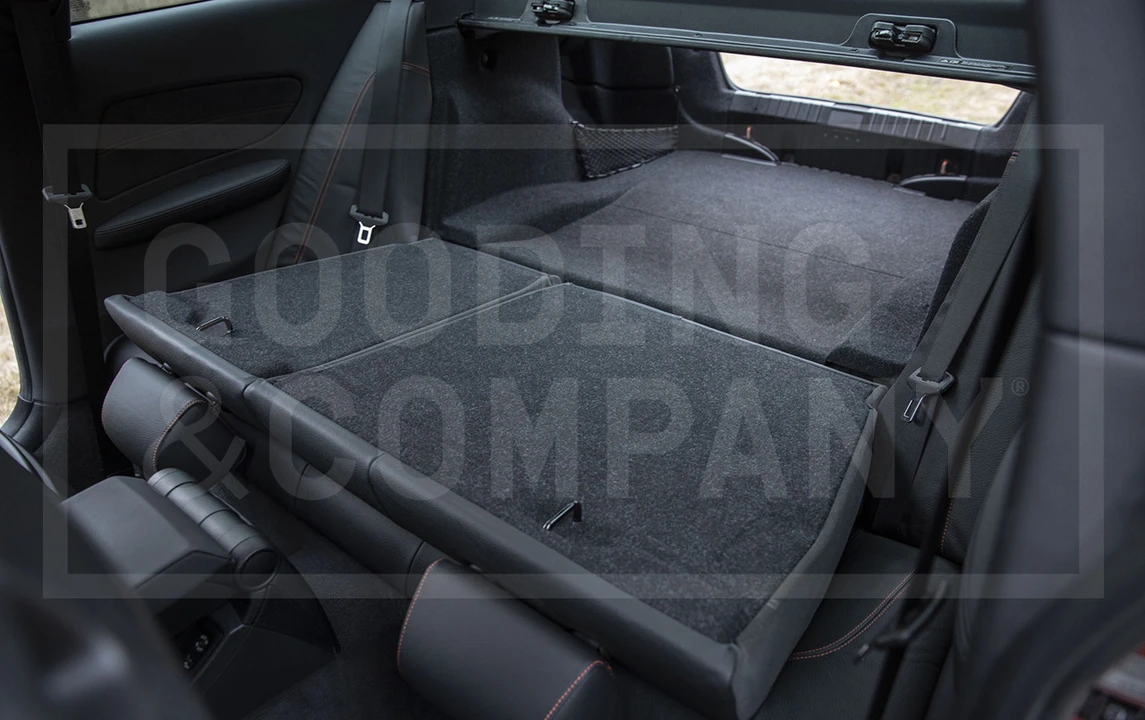 2011 BMW 1M - Image 13 of 14