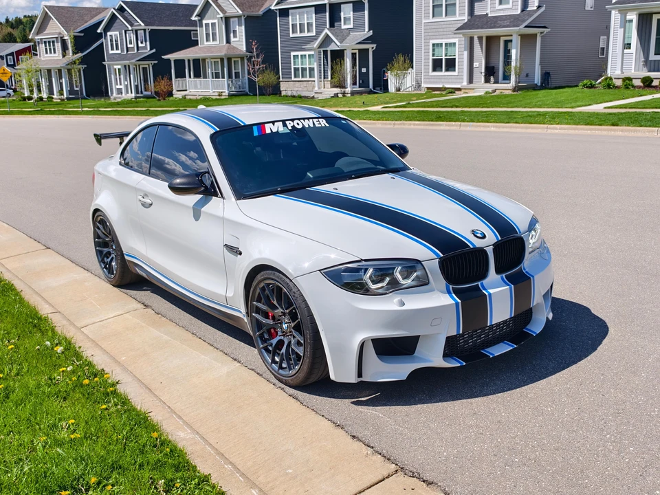 2011 BMW 1M - Image 10 of 31