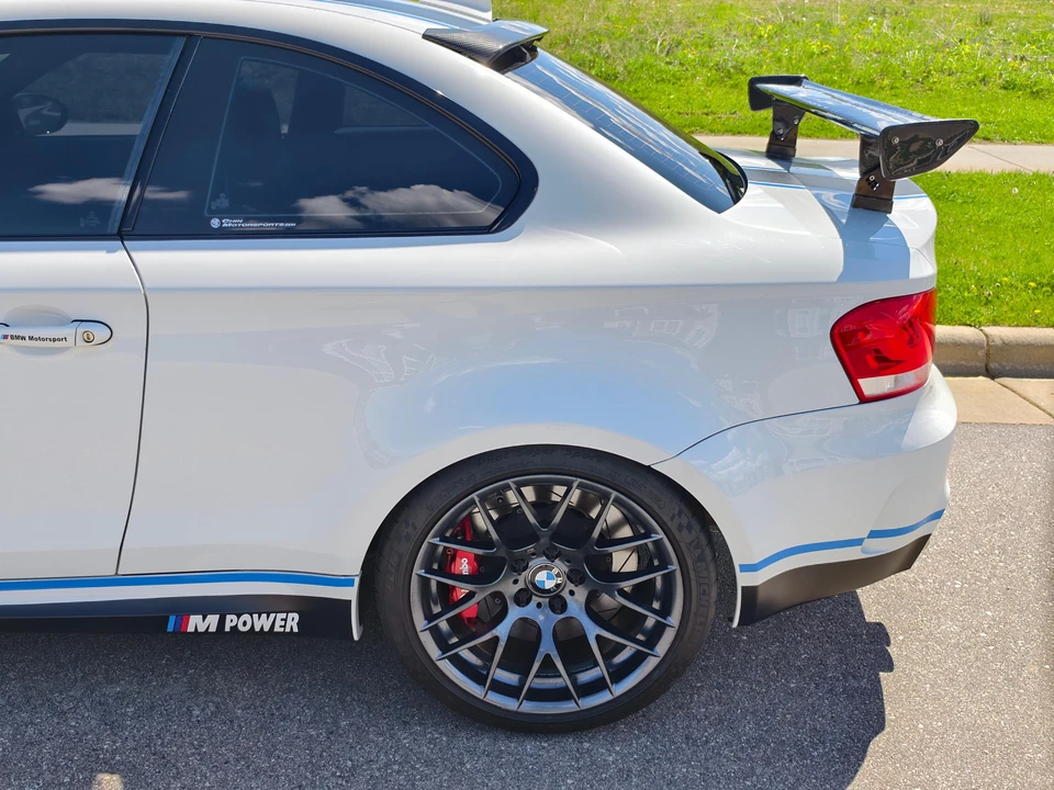 2011 BMW 1M - Image 20 of 31