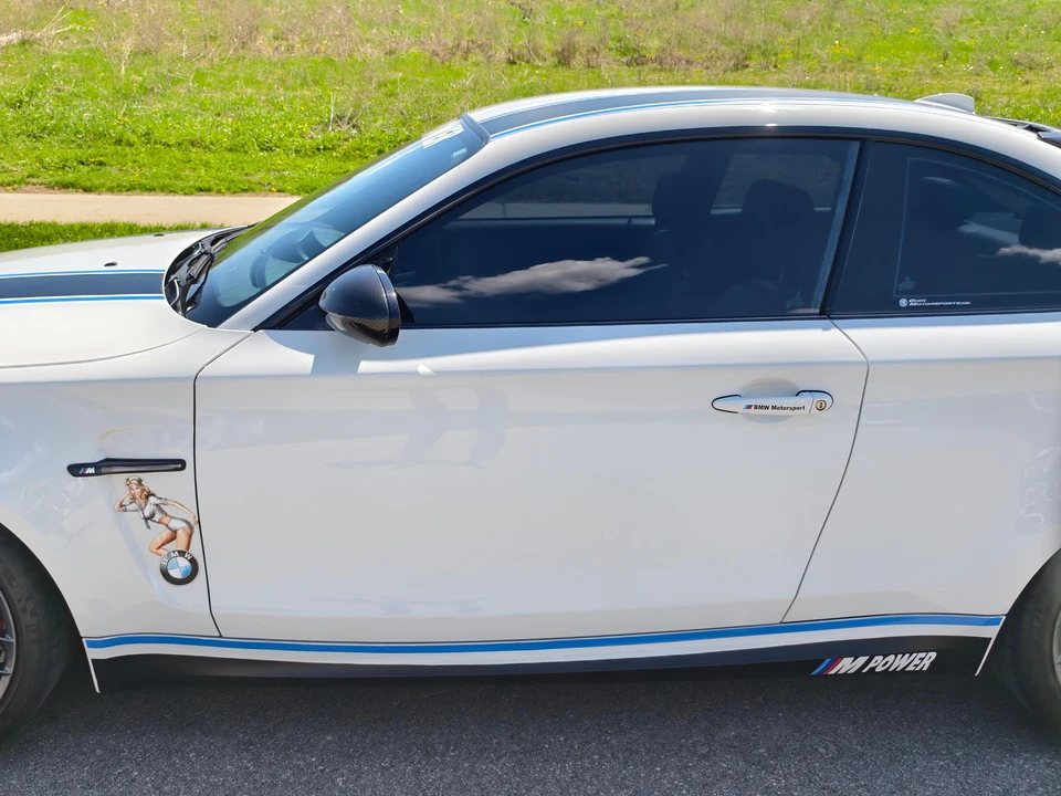 2011 BMW 1M - Image 19 of 31