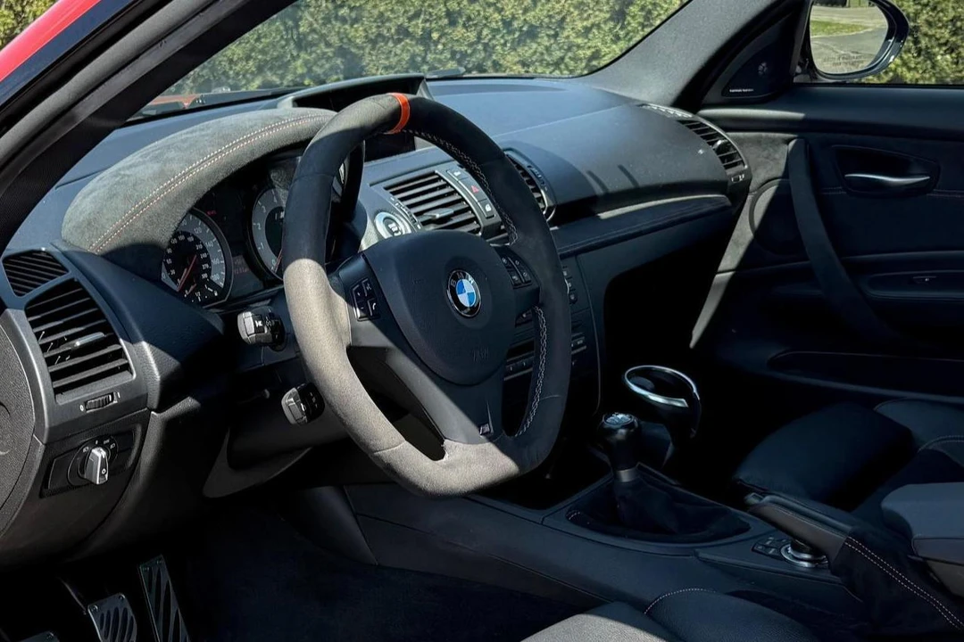 2011 BMW 1M - Image 12 of 12