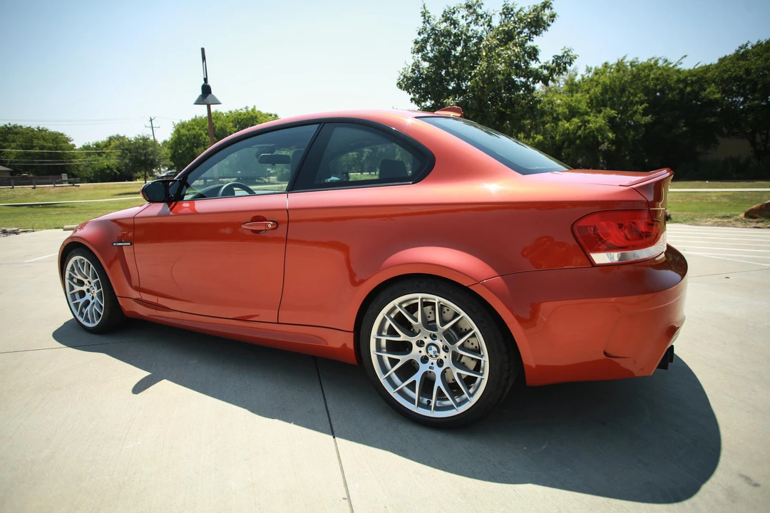 2011 BMW 1M - Image 24 of 31