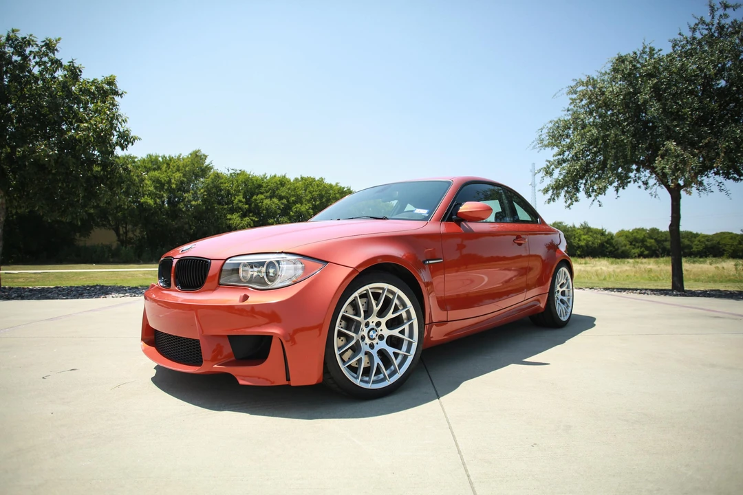 2011 BMW 1M - Image 14 of 31
