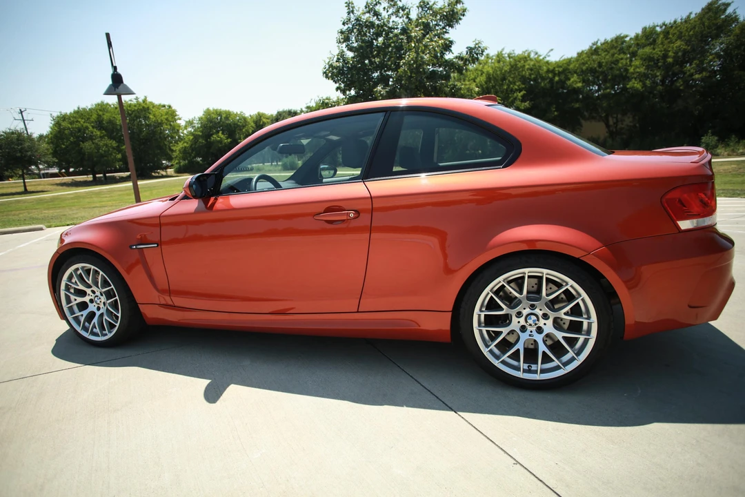 2011 BMW 1M - Image 22 of 31