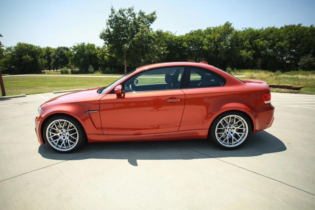 2011 BMW 1M - Image 20 of 31