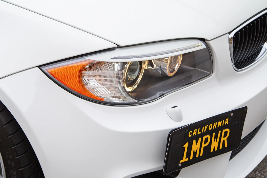 2011 BMW 1M - Image 9 of 31