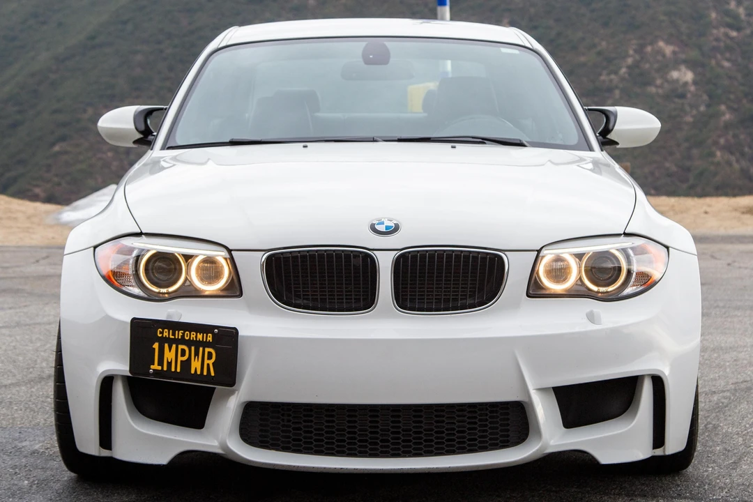 2011 BMW 1M - Image 2 of 31