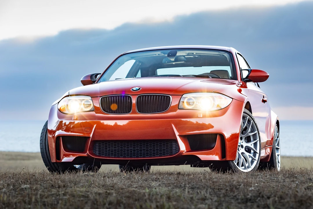 2011 BMW 1M - Image 15 of 31