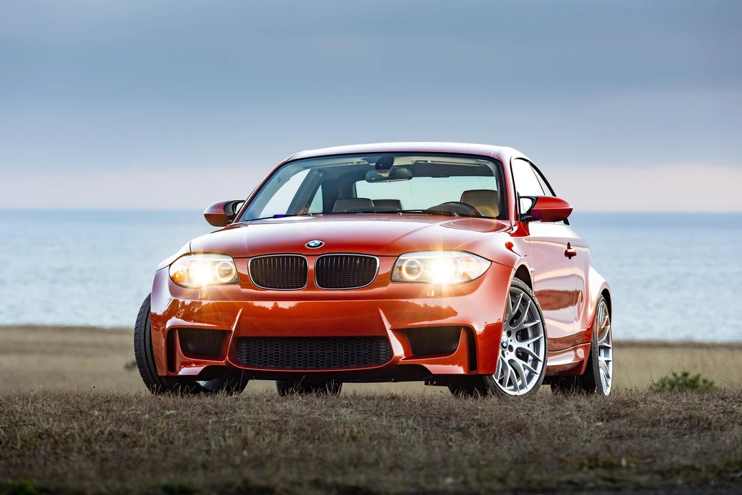 2011 BMW 1M - Image 13 of 31