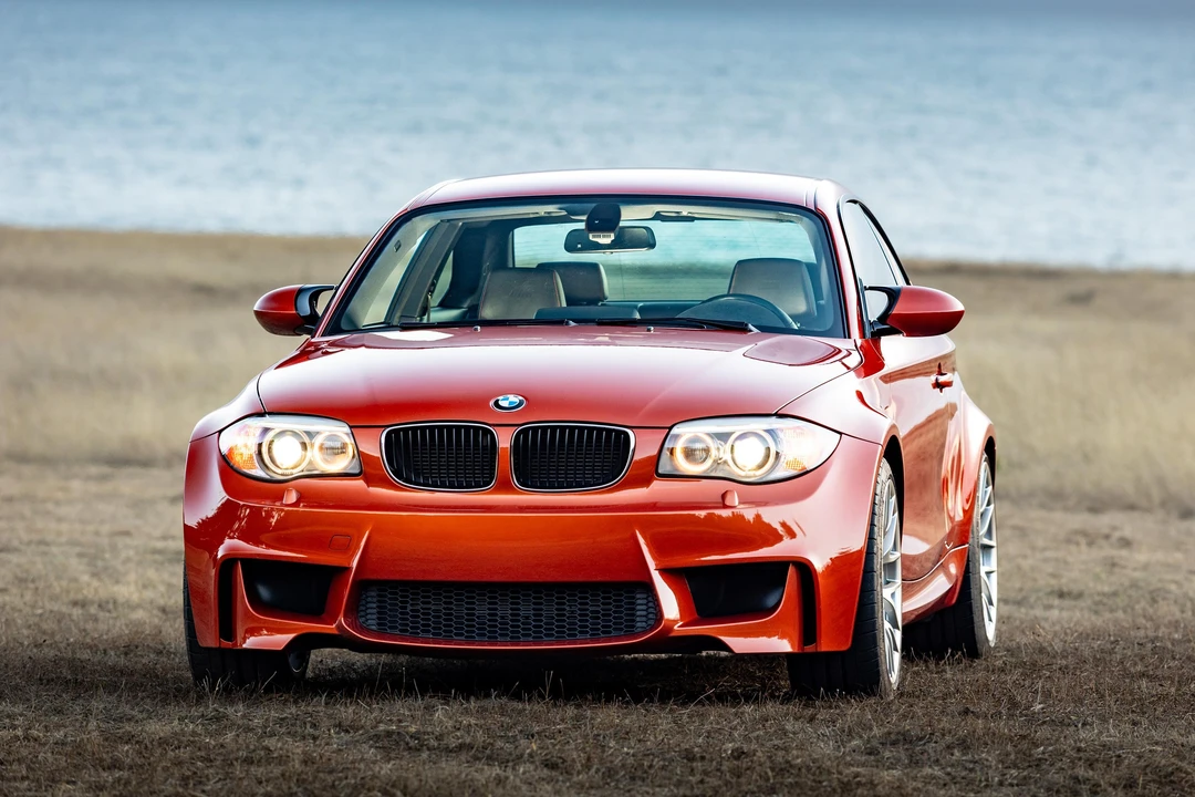 2011 BMW 1M - Image 10 of 31