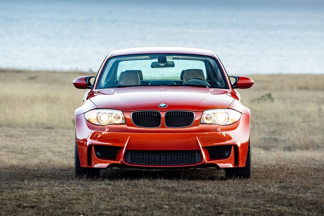 2011 BMW 1M - Image 7 of 31