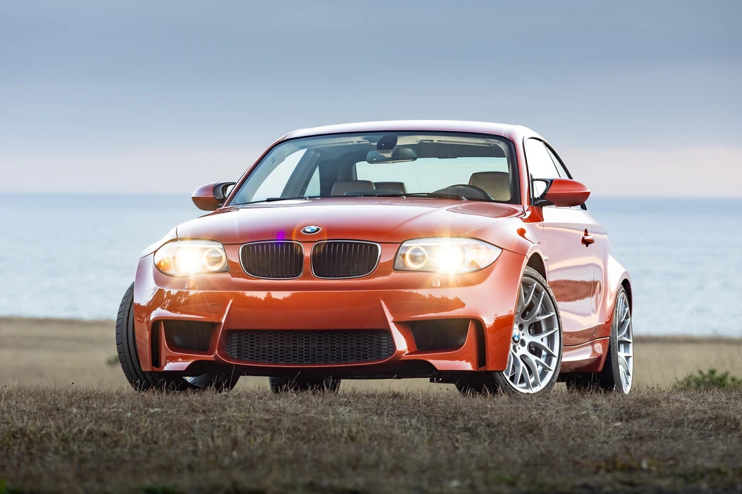 2011 BMW 1M - Image 14 of 31