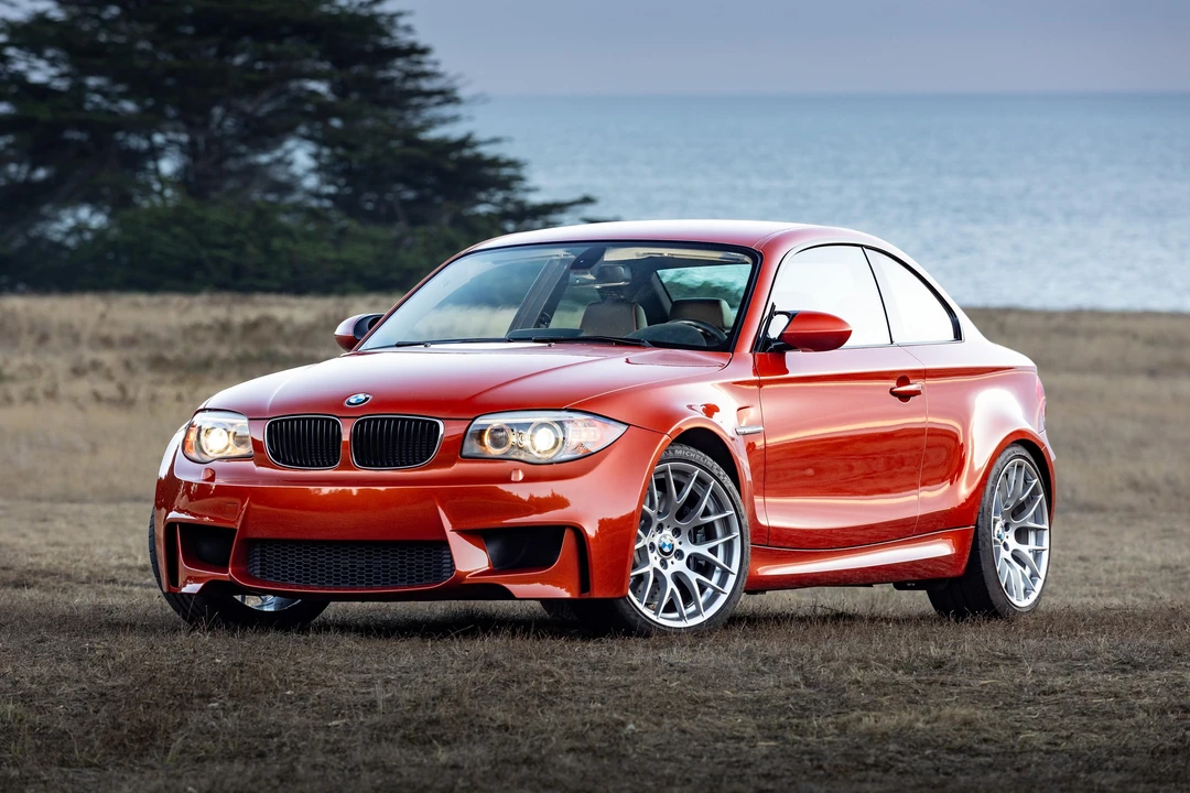 2011 BMW 1M - Image 22 of 31