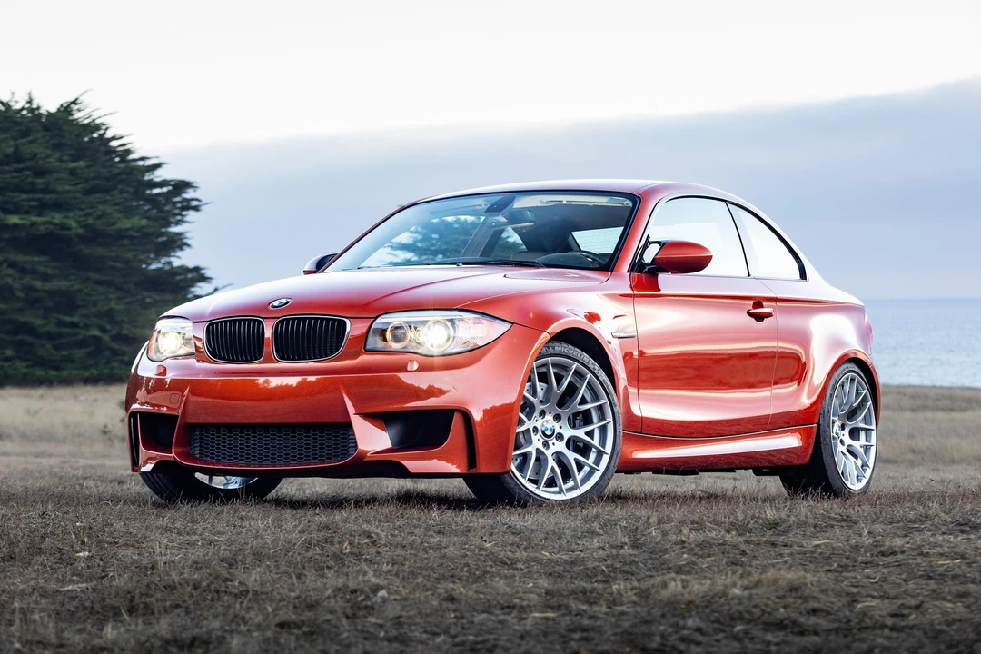 2011 BMW 1M - Image 23 of 31
