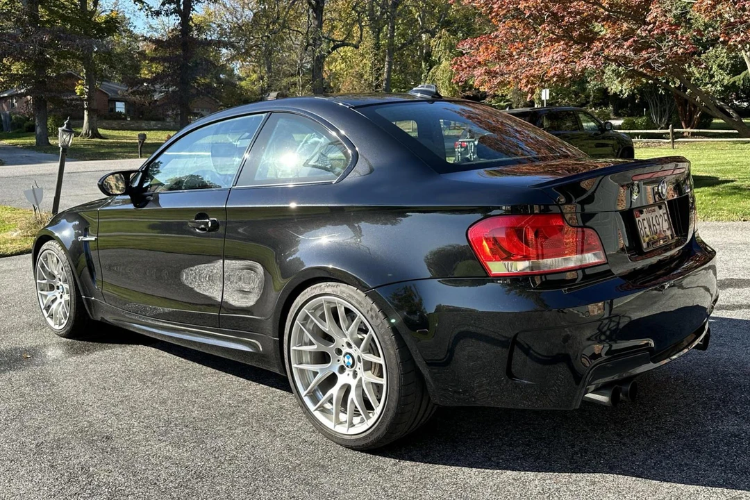 2011 BMW 1M - Image 4 of 5