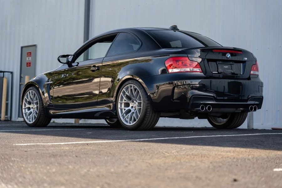 2011 BMW 1M - Image 8 of 31