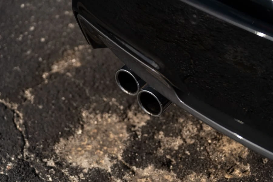 2011 BMW 1M - Image 12 of 31