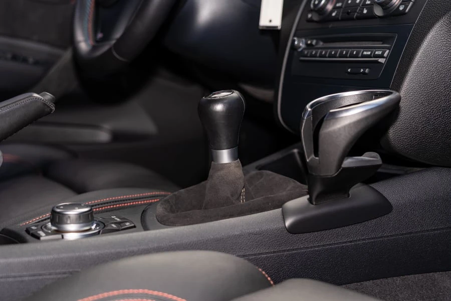 2011 BMW 1M - Image 24 of 31