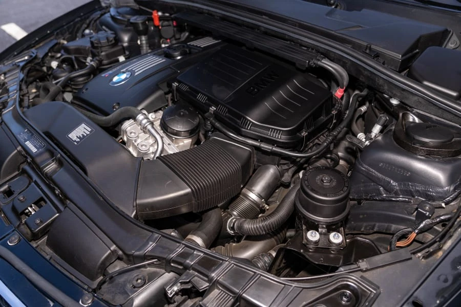 2011 BMW 1M - Image 26 of 31